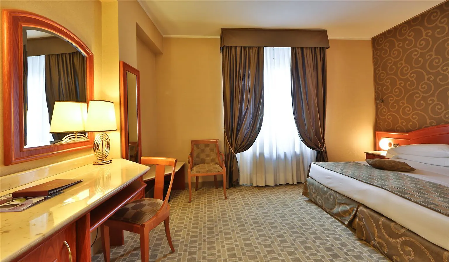 Hotel Mozart Μιλάνο
